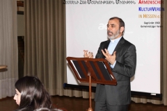 2013-04-14_gedenkveranstaltung-anlaesslich-des-genozids-im-jahr-1915_039